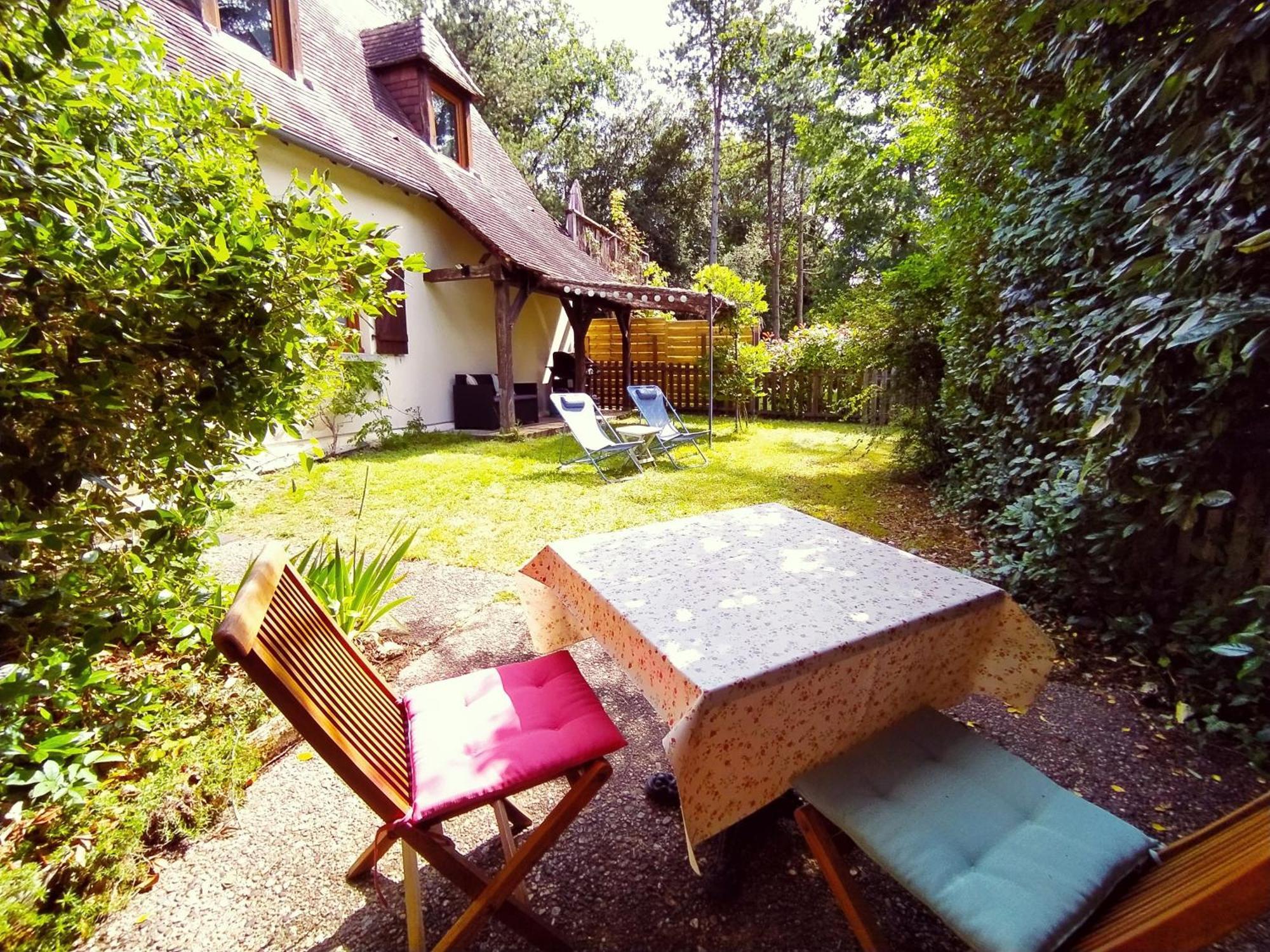 La Borie Du Cambord - Gites Et Chambres D'Hotes Сарла-ла-Канеда Экстерьер фото